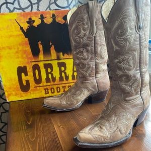 Corral Boots size 7.5